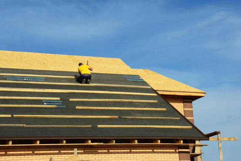 What You Should Know About Roof Underlayment Options in Canada