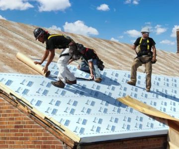 Best Underlayment Choices for Warm & Humid Summers in Canada