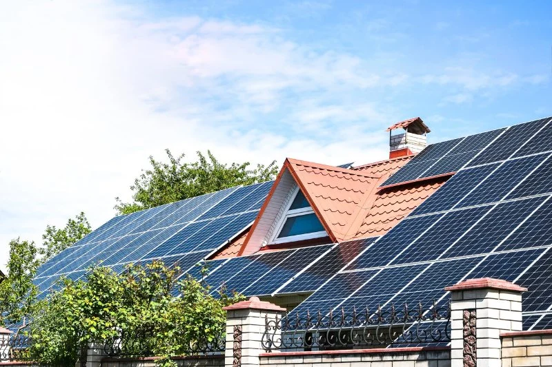 How Solar Roof Panels Are Changing the Roofing Landscape in Alberta
