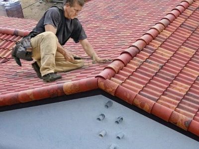 Roof Tile Replacement: When to Repair vs When to Replace Entire Tiles