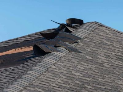 How to Prevent Roof Storm Damage During Sudden Wind Events