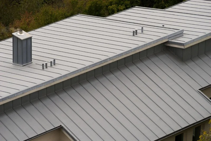 Standing Seam Metal Roof vs Corrugated Metal Panels: Which to Choose
