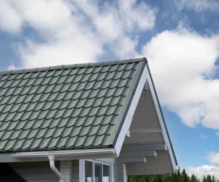 Upgrading Your Roof: What New Materials Are Emerging in 2025