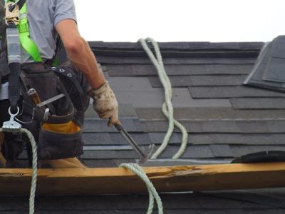Roofing Safety Tips When Removing Old Shingles – Essential Tips for Safe Roof Work