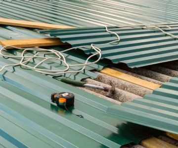 How Much Does Metal Roofing Weigh and Does It Matter?