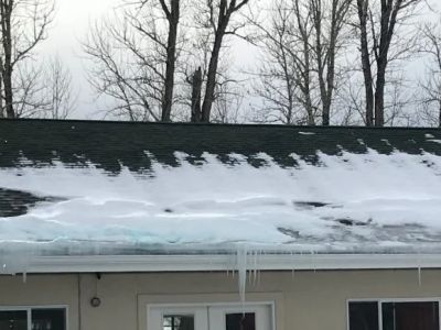 How Roof Pitch Affects Snow Accumulation & Melting: A Comprehensive Guide