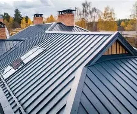 Choosing Between Standing Seam & Corrugated Metal Roofs: Which is Best for Your Home?