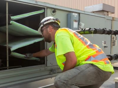 Roofing Ventilation vs Air Sealing: Balancing Energy Efficiency & Moisture Control