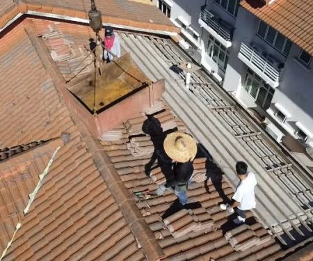 Roof Tile Replacement: Repair vs Replace Entire Tiles in Canada