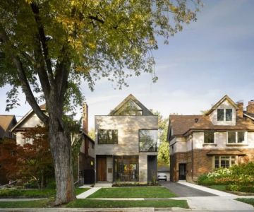 Roof Pitch & Style Trends for Canadian Urban Homes