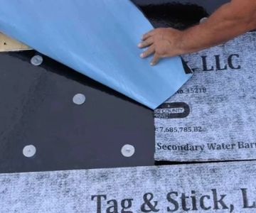 Choosing Underlayment That Resists Moisture & Mold Growth for Canadian Homes
