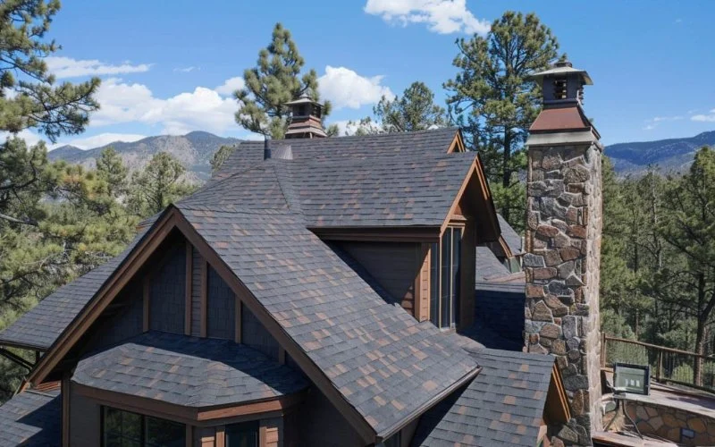 California Valley vs Closed Valley Roof Design in Canada Explained