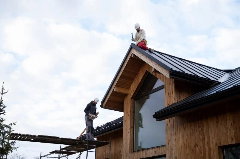 Low-Income Roof Repair Assistance in Canada: Grants & Programs Guide