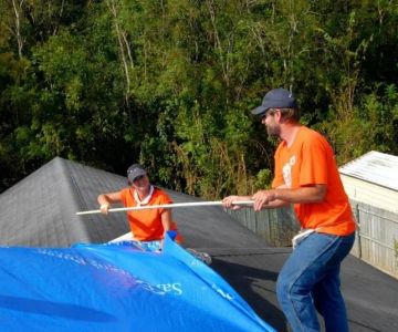 Emergency Roof Tarping Cost in Canada: Temporary Roof Leak Guide
