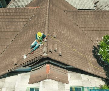 How to Make a Roof Warranty Claim in Canada